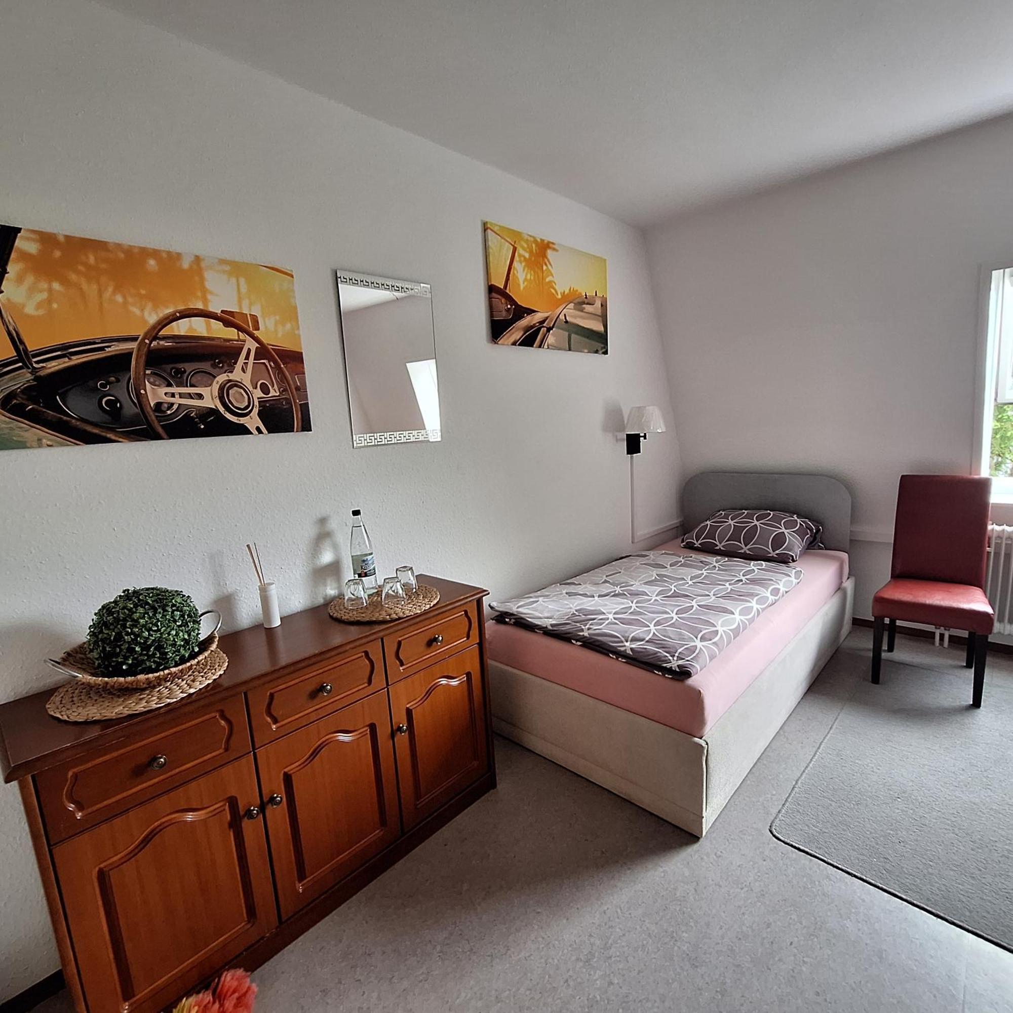 Pension Beim Kastell ズルツ・アム・ネッカー 部屋 写真